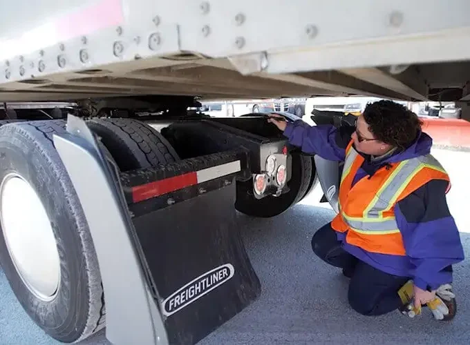 brake-inspection-flatbed-trailer